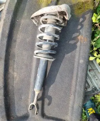 Volkswagen PASSAT B5 Front shock absorber with coil spring