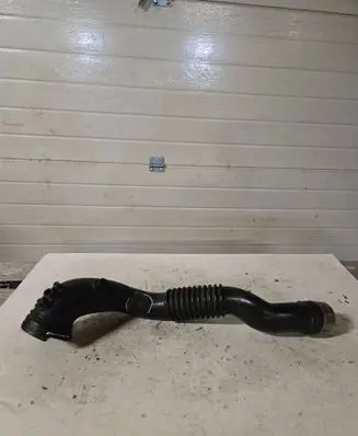 BMW X3 F25 Intercooler hose/pipe 7604033