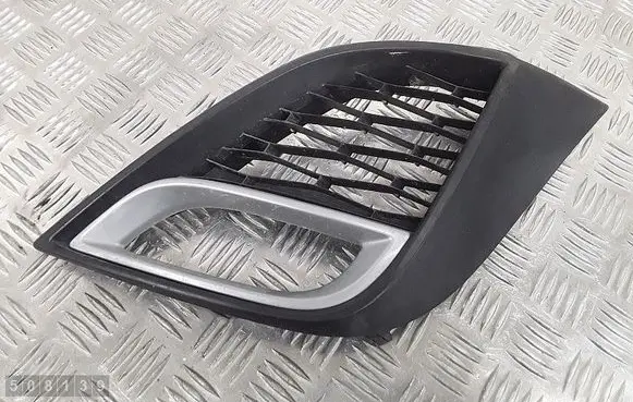 Mazda 3 II Front grill bbs250c21