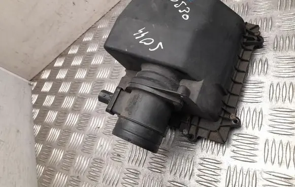 Jaguar F-Pace Air filter box GX639H736AA