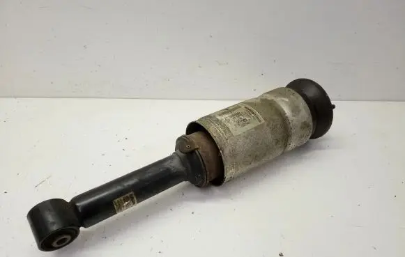 Land Rover Discovery 4 - LR4 Air suspension front shock absorber AH2218B036 AH2218B036AB