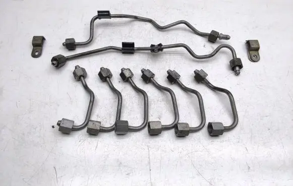 Mercedes-Benz R W251 Fuel injector supply line/pipe 
