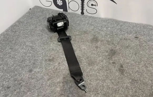 BMW 5 G30 G31 Rear seatbelt 639708700C 0000X0900V L005356