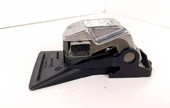Windshield/windscreen camera