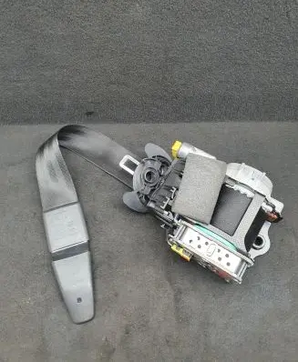 Audi A6 S6 C7 4G Front seatbelt 4G8857705B 4G8857705BV04 4G8857705FV04