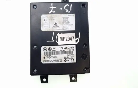 Volkswagen PASSAT B7 Bluetooth control unit module 7P6035730B