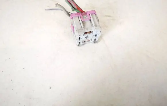 Volkswagen PASSAT B5 Sensor 443937527