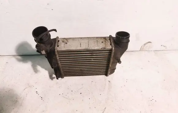 Audi A4 S4 B7 8E 8H Intercooler radiator