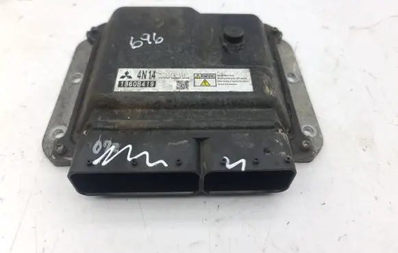 Mitsubishi Outlander Engine control unit/module 1860B419 2757000721