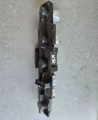 Mercedes-Benz Vito Viano W639 Tail light bulb cover holder 5010