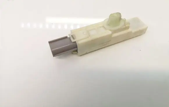 Toyota Yaris Sensor S50122 008885