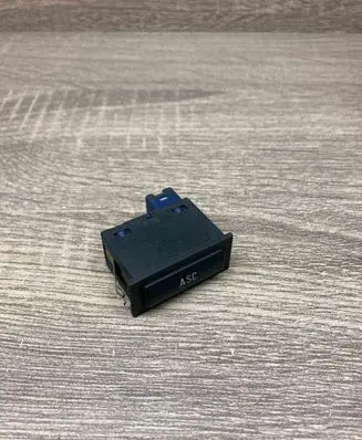 BMW 5 E39 Traction control (ASR) switch 8363694
