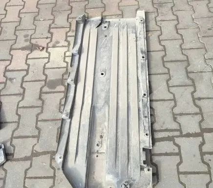 Suzuki Vitara (LY) Center/middle under tray cover 7281361M0R