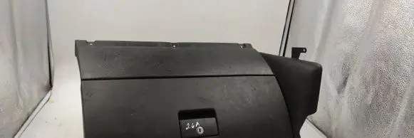 Volkswagen Golf IV Glove box 1j1857104a
