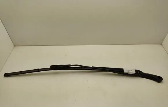 Ford Mustang VI Front wiper blade arm FR3B17C495AA