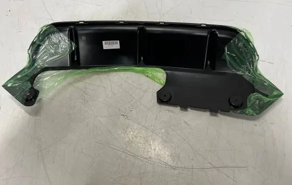 BMW 5 G30 G31 G38 Front bumper lip 21754011 8069485