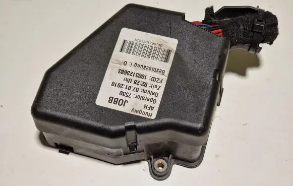 Audi A6 S6 C6 4F Fuse box set 8D2941824