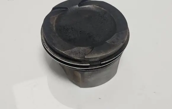 BMW X5 E70 Piston 089203