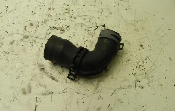 Mercedes-Benz E W212 Engine coolant pipe/hose A6512000682 MB1025