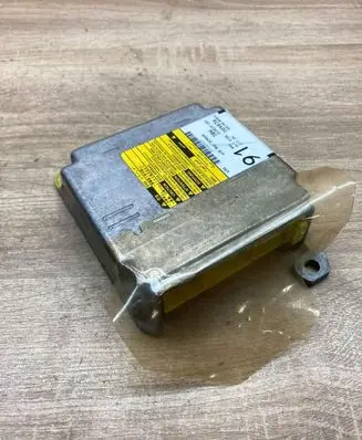 Toyota Corolla Verso AR10 Airbag control unit/module 891700F031 213819103
