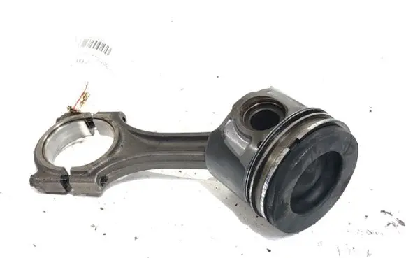 Peugeot 4007 Piston with connecting rod 4HN