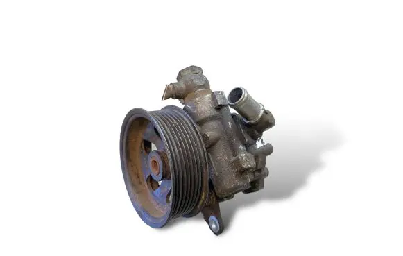 Land Rover Range Rover L322 Power steering pump QVB500630