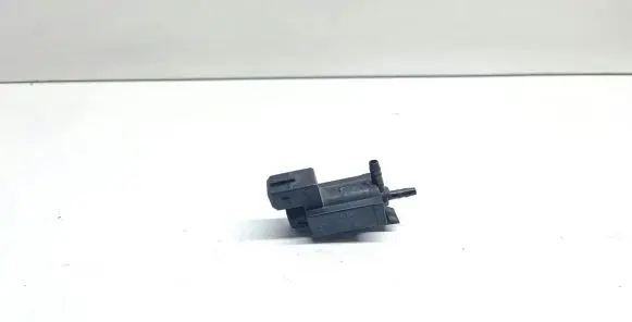 BMW 5 GT F07 Vacuum valve 7810831 70231800
