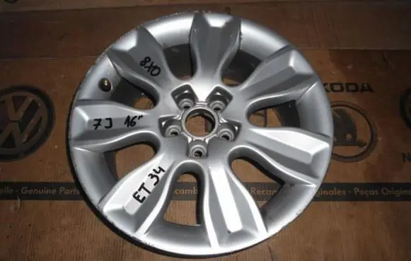 R16 alloy rim