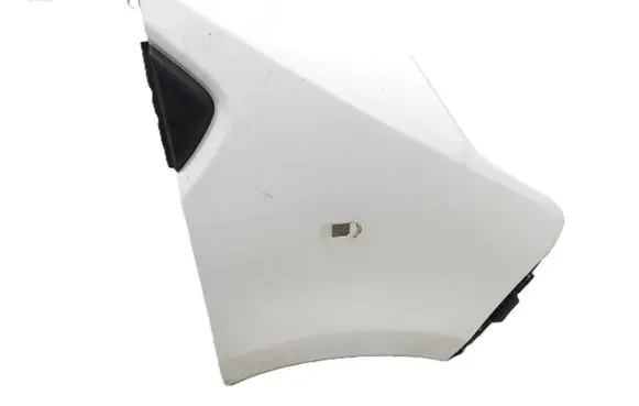 Opel Vivaro Fender 