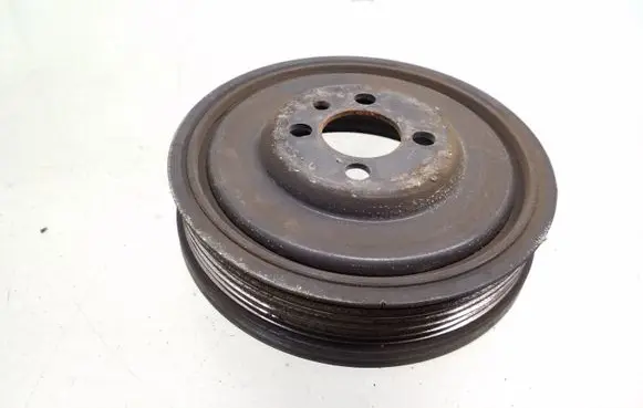 Volkswagen PASSAT B6 Crankshaft pulley 03G105243