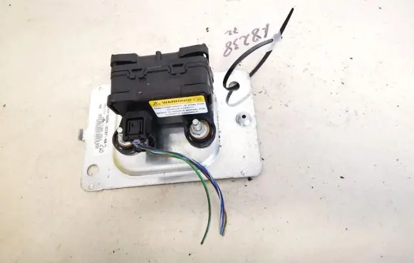 Volvo V70 ESP acceleration yaw rate sensor 6g9n14b296cb 6g9n-14b296-cb
