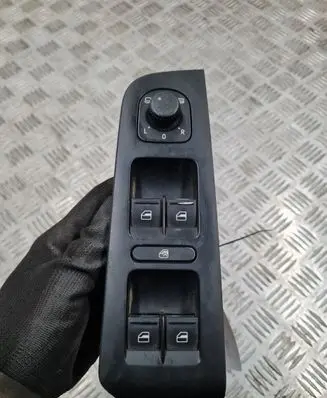 Skoda Superb B6 (3T) Electric window control switch