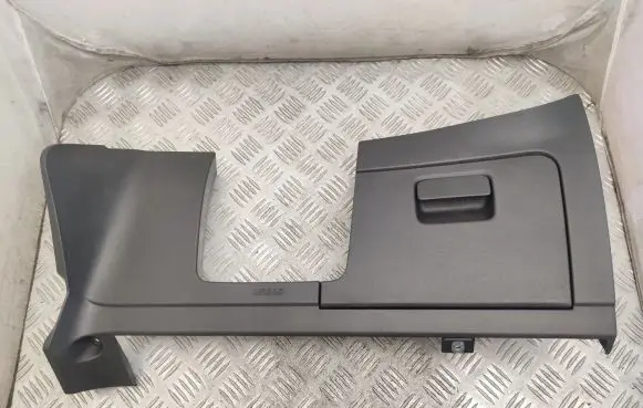Volkswagen Golf VII Dashboard lower bottom trim panel 5G2858367A 5G2858365B