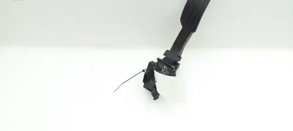 Nissan Pulsar Accelerator throttle pedal 8602815A 8600142 180023RA0B