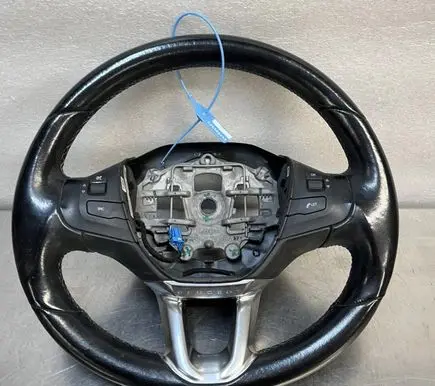 Peugeot 2008 I Steering wheel DOPEUGEOT2008I1