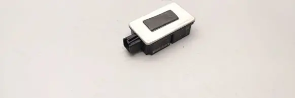 Volvo V70 Door central lock control unit/module 31252988 S180036007H