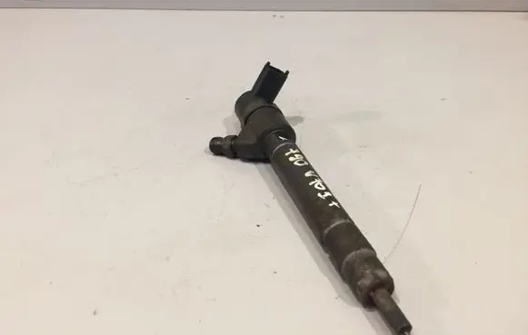 Volvo V70 Fuel injector 30777526 0445110 0445110298