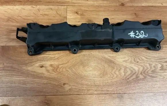 Citroen C4 I Rocker cam cover 9658630480 99089320