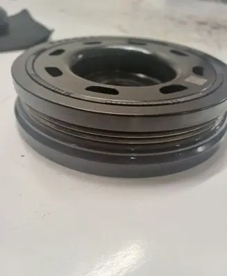 Volvo XC40 Crankshaft pulley 20038552