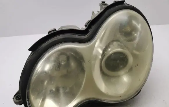 Mercedes-Benz C W203 Headlight/headlamp 1305235743 1307329088