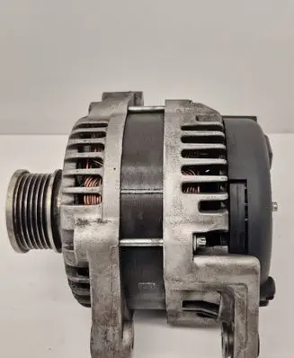 Chevrolet Captiva Generator/alternator 13579114 14V140A