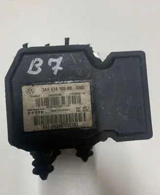 Volkswagen PASSAT B7 ABS Pump 3AA614109AB