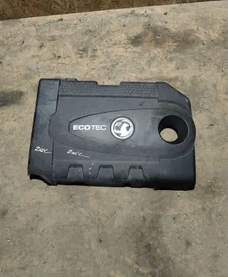 Opel Zafira C Engine cover (trim)