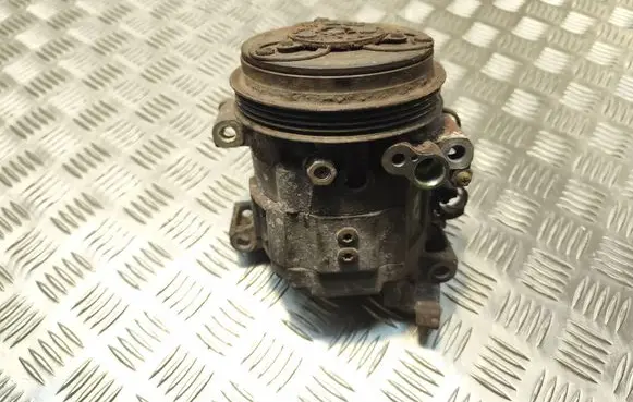 Subaru Legacy Air conditioning (A/C) compressor (pump) 73110AE050