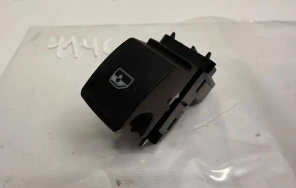 Seat Arona Electric window control switch 5G0959855P