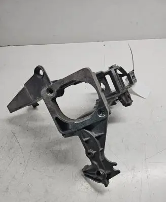Audi A4 S4 B6 8E 8H Brake pedal bracket assembly 8E1721117A