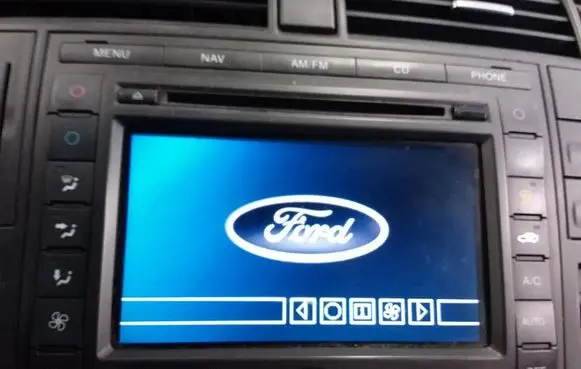 Ford Focus C-MAX Radio/CD/DVD/GPS head unit 3M5T18B988AG