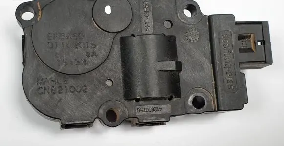Mercedes-Benz V Class W447 A/C air flow flap actuator/motor EFB460