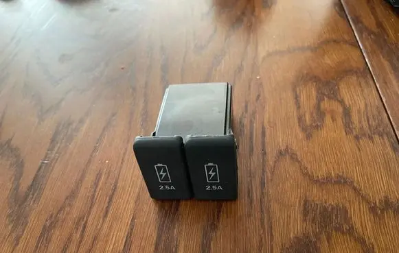 Honda CR-V USB socket connector 39090TLAA01