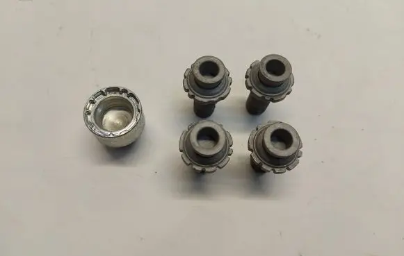 Ford Explorer Wheel nut wrench 